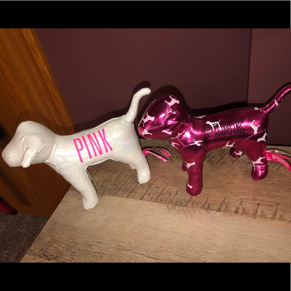 VS PINK mini dogs 🐶